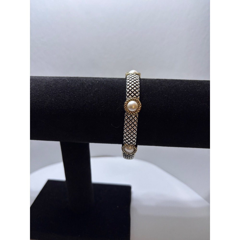 Two Tone Silver Gold Textured Faux Pearl Stretch Bracelet